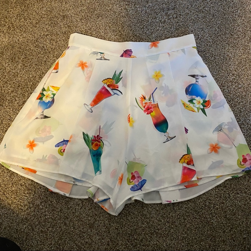 NWT Show Me Your MuMu High Waisted Print Shorts
